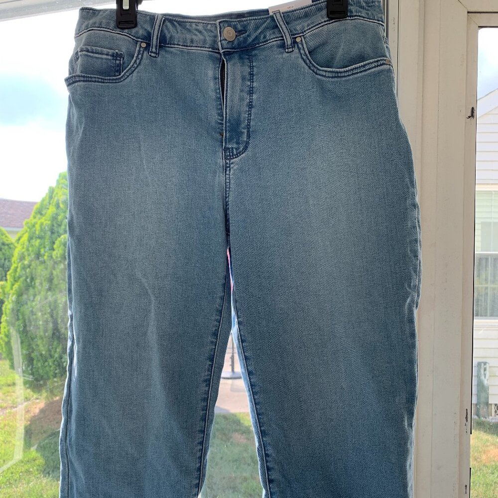 BRAND NEW: Croft and Barrow Jean Capris